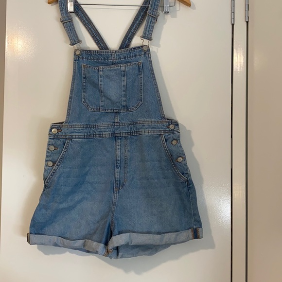 Light blue wash denim overalls - Picture 2 of 3